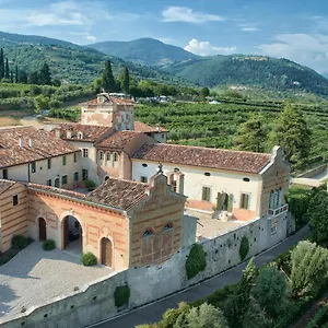 Alloggio per agriturismo Palazzo Montanari Art & Wine Relais, Fumane